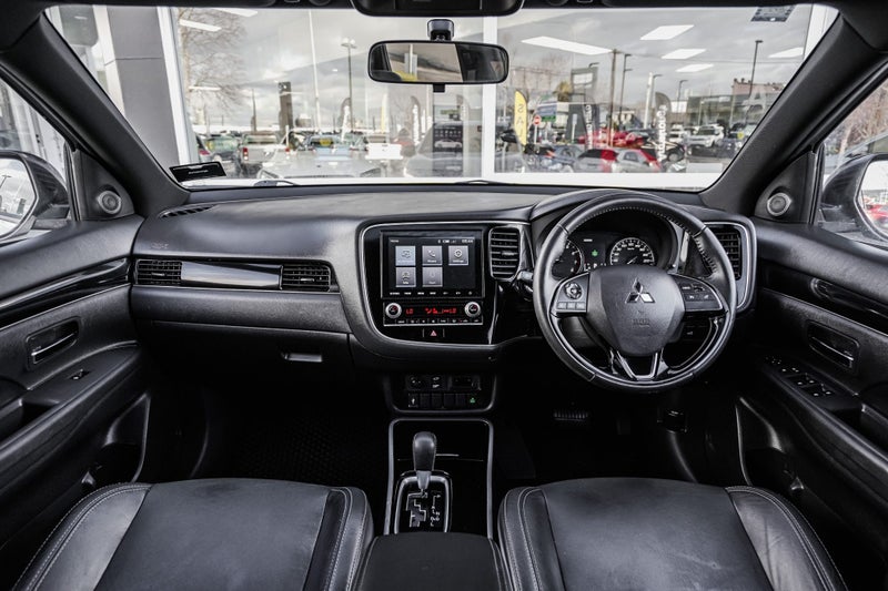 2020 Mitsubishi Outlander SP 2.4 Petrol 4WD BLA...63618110238209111
