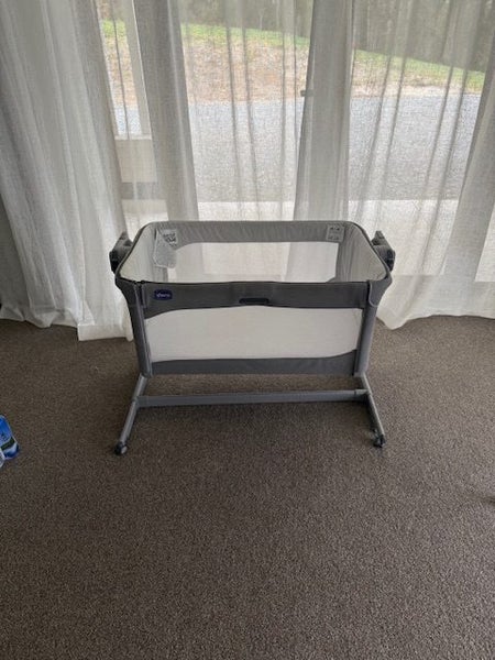 Chicco Co Sleeper with mattress63618801367811111
