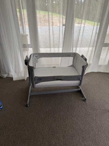 Chicco Co Sleeper with mattress63618801367811112