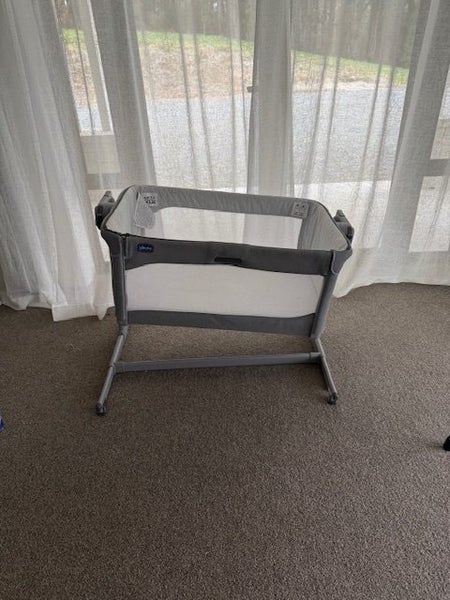 Chicco Co Sleeper with mattress63618801367811113