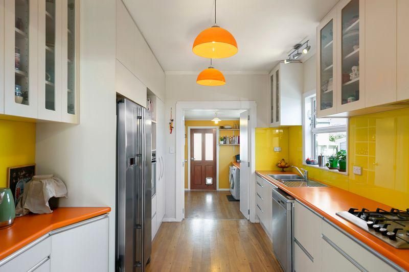 Picture Perfect Newtown63619488003971114