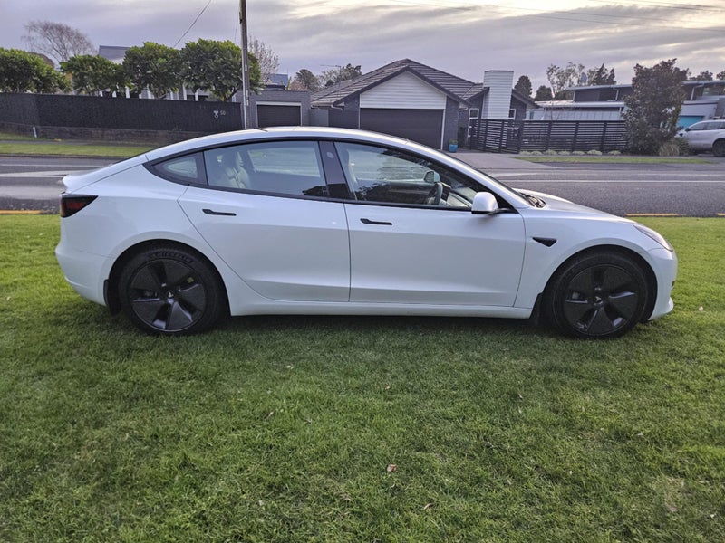 2021 Tesla Model 3 Standard Range Plus63619764358915112