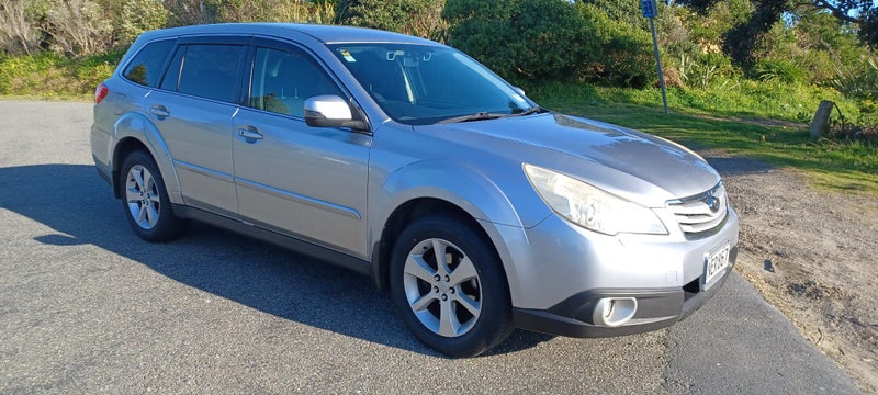2011 Subaru Legacy Outback63620946629378113