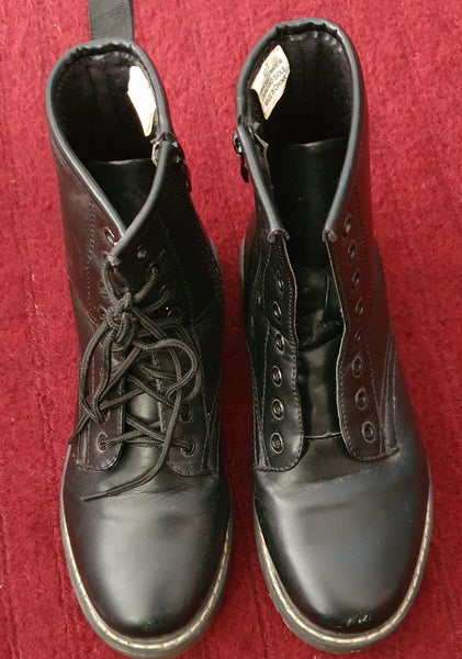 BULK Shoes x4 pairs-size 8-8.5 (Nike etc) Carousel 1