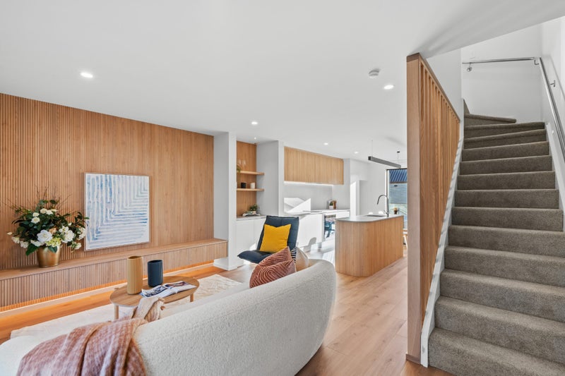 Superiorly Positioned, Masterfully Crafted!63620366078978113