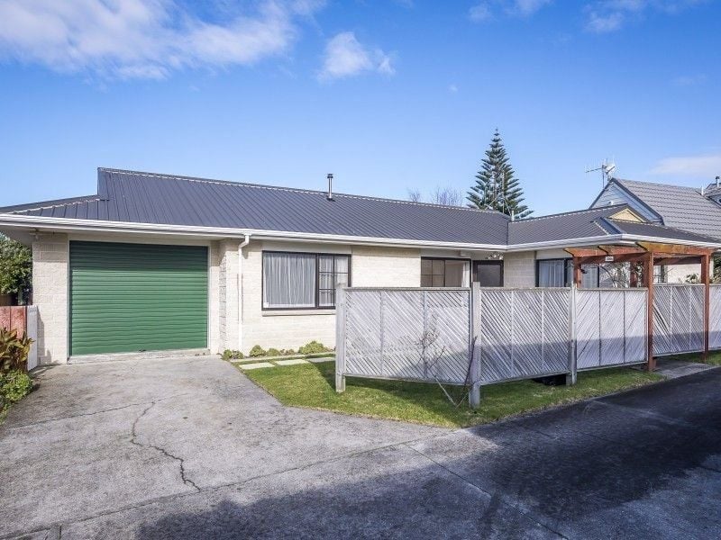 Paraparaumu Beach, 3 bedrooms63620534377602111