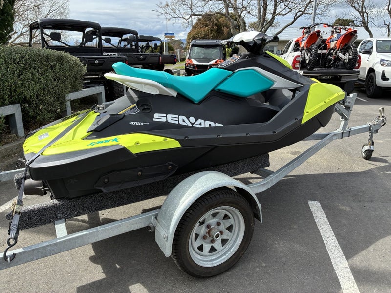 2018 SeaDoo Spark 2-Up Non IBR with Trailer63620864674689114