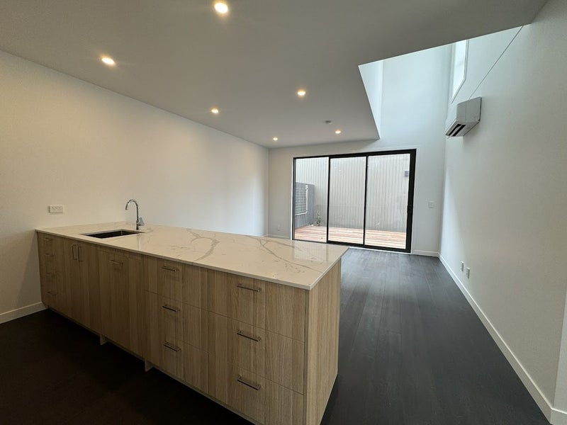 Waterloo, 3 bedrooms63620865352833112