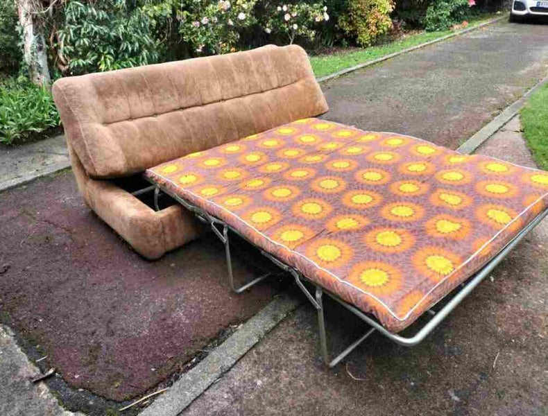 Sofa and double fold out bed63621024866049111