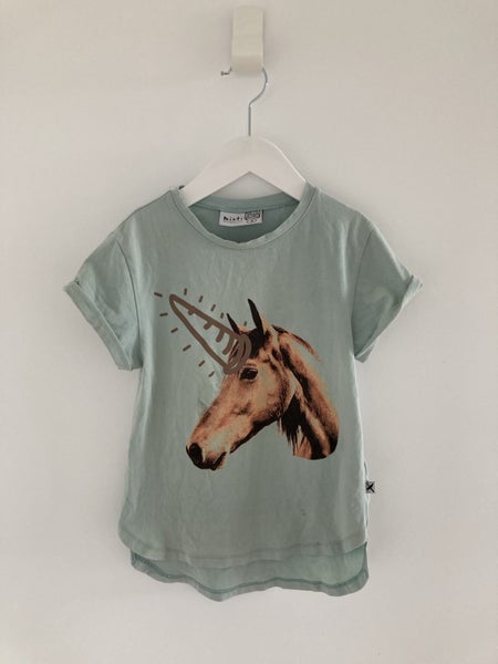 Minti tshirt Carousel 1