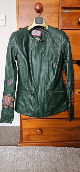 Leather jacket63621285155841114