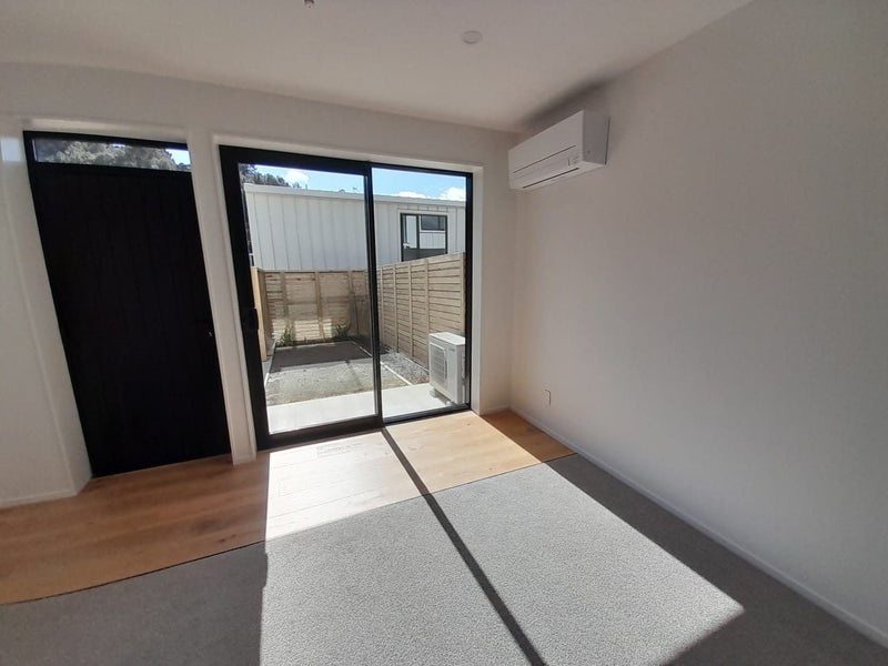 Stokes Valley, 2 bedrooms63621286636547114