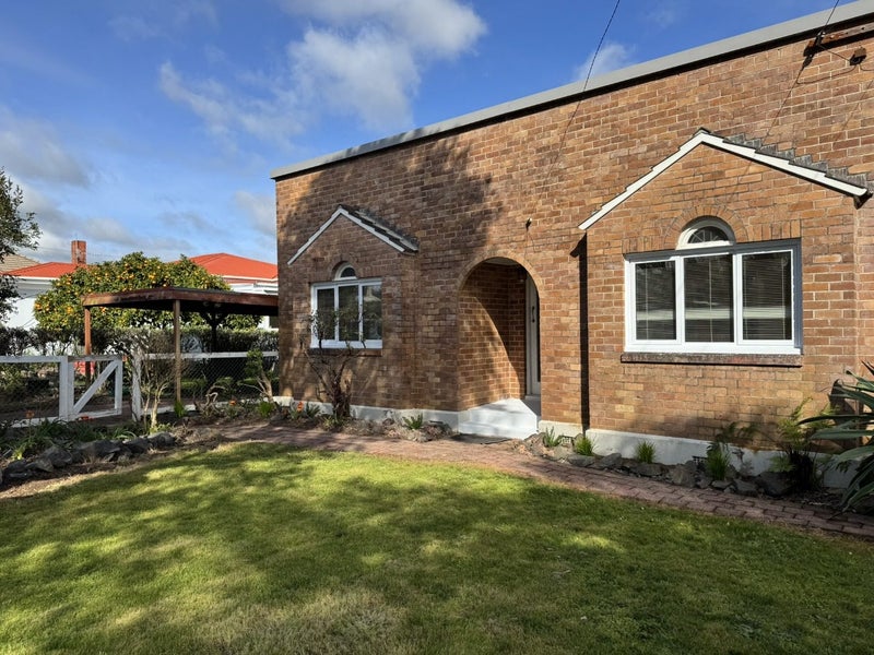 Image 1 of 18