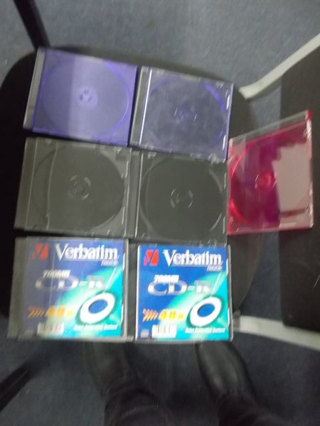 7 x Slimline CD/DVD Cases Carousel 1