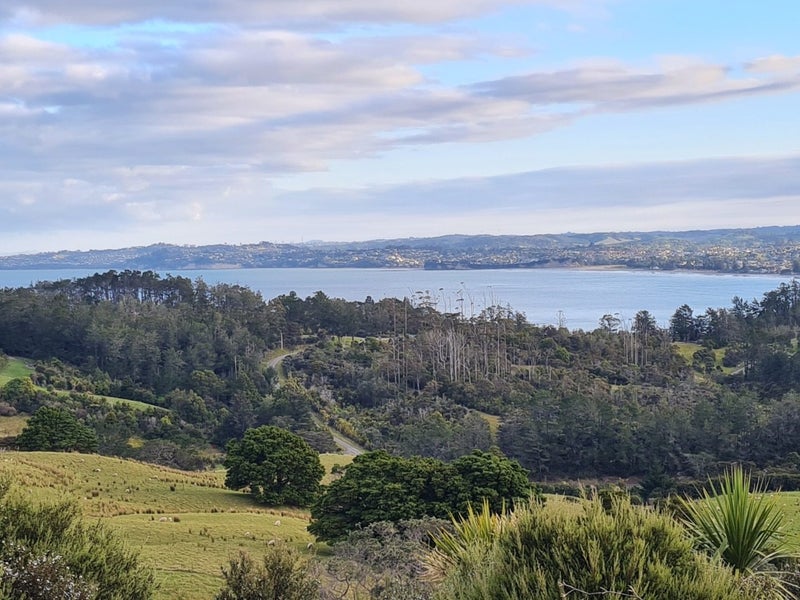 Waiwera, 2 bedrooms63621861125251114