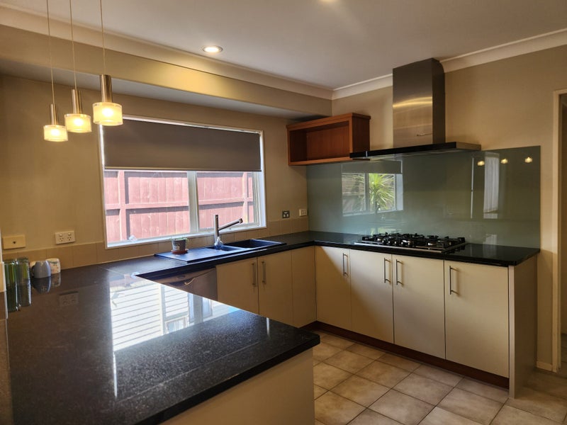 Flat Bush, 5 bedrooms63621941729794114