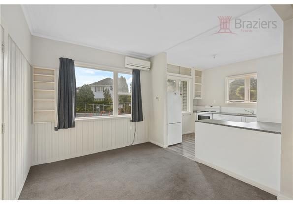 Riccarton, 6+ bedrooms63622022979841111