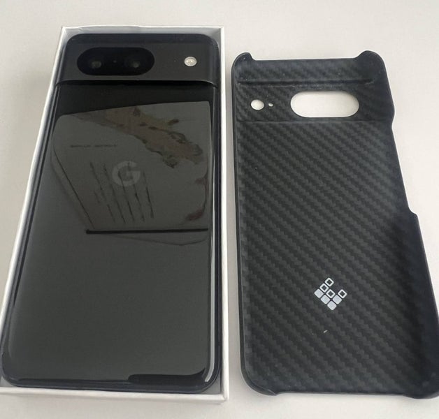 Google Pixel 8 (128GB, Obsidian) – Latercase Incl.63622175492995114