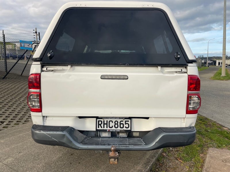 2014 Toyota Hilux 3.0TD DC, Manual63622408033410113