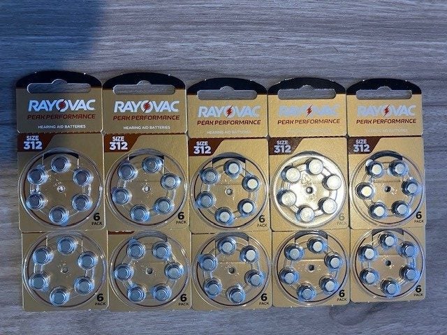 120 RAYOVAC HEARING AID BATTERIES (20 Cards) SIZE 312 (Brown) Carousel 1