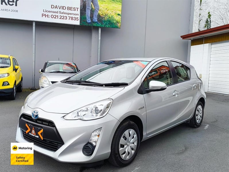 2015 Toyota Aqua Facelift Hybrid63622489151745112