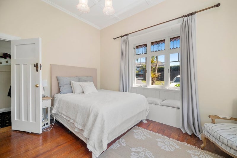 Birkenhead, 4 bedrooms63622408882561111