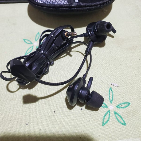 Cougar Attila gaming headset. Carousel 1