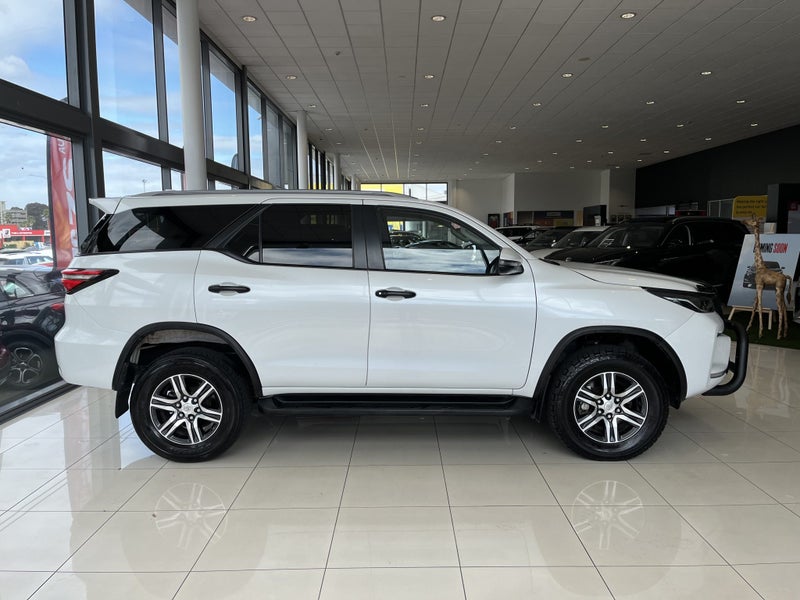 2023 Toyota Fortuner Gxl 2.8Dt/4Wd/6At63622579236098112