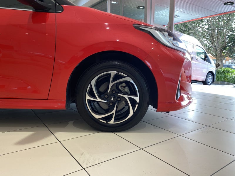 2020 Toyota Yaris 1.5 Hybrid Z 5 Dr Hatch CVT 2WD63622996140931113