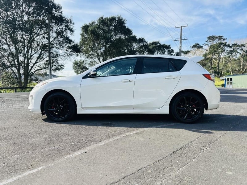 2013 Mazda Axela 20S SPORTS !! SKYACTIVE ENGINE !!63623161032450113