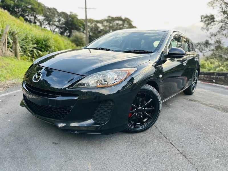 2012 Mazda Axela SPORTS !! LOW KMS !!63623161039874112