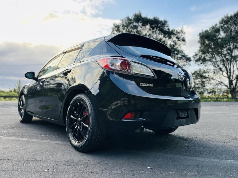 2012 Mazda Axela SPORTS !! LOW KMS !!63623161039874114