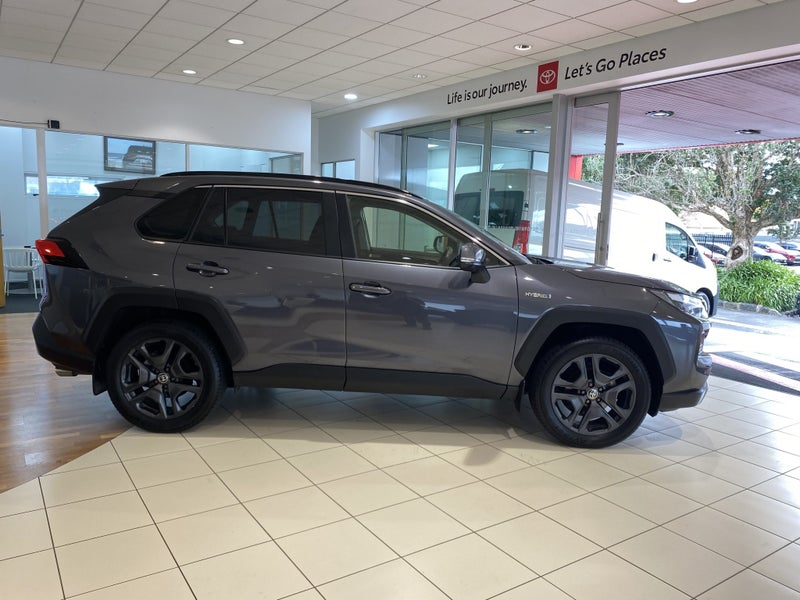 2023 Toyota RAV4 Adventure 2.5P HEV ECVT AWD SU...63623242685570112