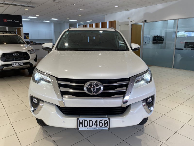 2019 Toyota Fortuner 4WD LIMITED 2.8DT SUV/5 6A...63623328592131113