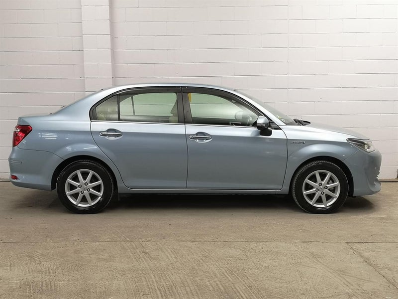 2015 Toyota Corolla Axio Hybrid Keyless Facelif...63623328622465112