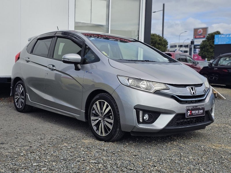 2014 Honda Fit Hybrid S-Package63623579034755114