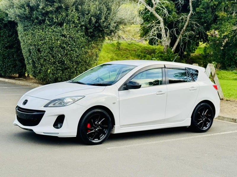 2012 Mazda Axela 15S SPORTS !! WHITE BEAUTY !!63623908713218113