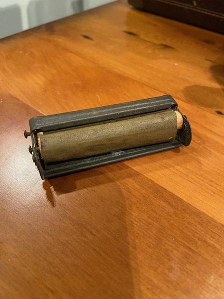 Vintage Cigarette Rolling Machine – Wooden Rollers Carousel 1