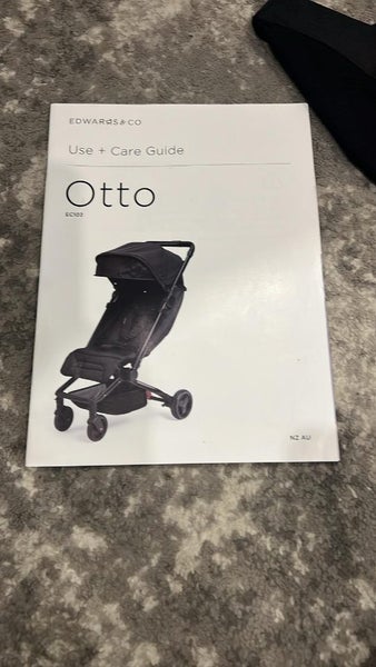 Edward's & Co Otto pram Carousel 8