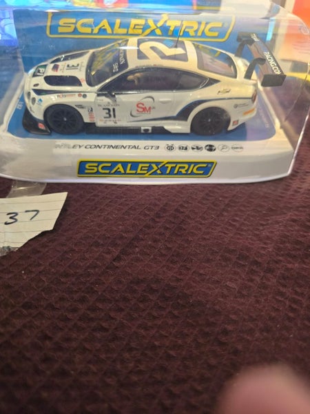 Scalextric Bentley Continetal G3 slot 1/32 Carousel 2