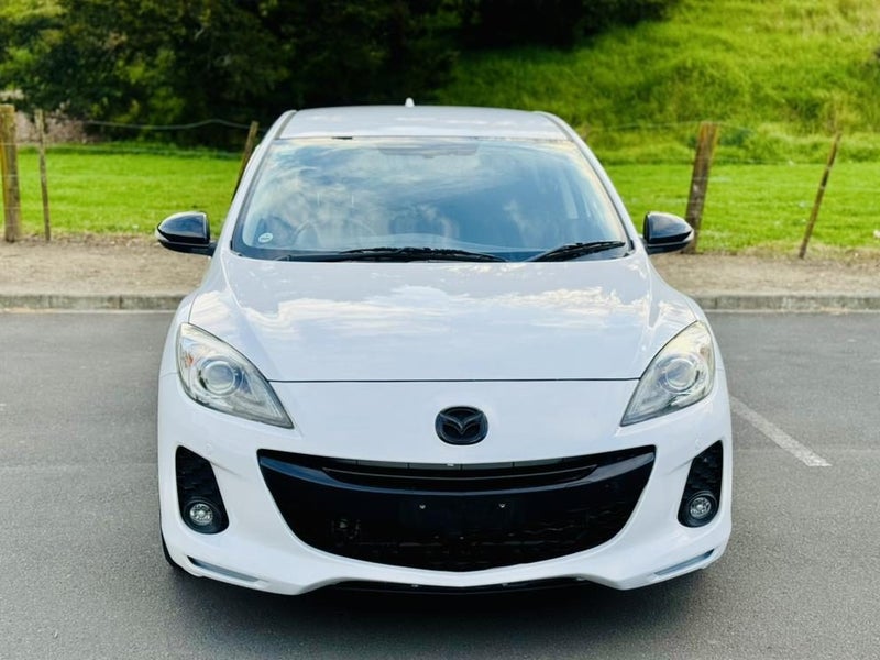 2013 Mazda Axela 15S SPORTS !! WHITE BEAUTY BEA...63624165526401114