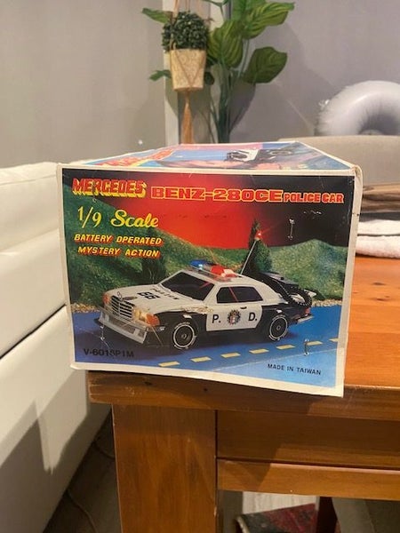 Vintage Mercedes Benz 280CE Police Car Toy – 1/9 Scale, Boxed Carousel 3
