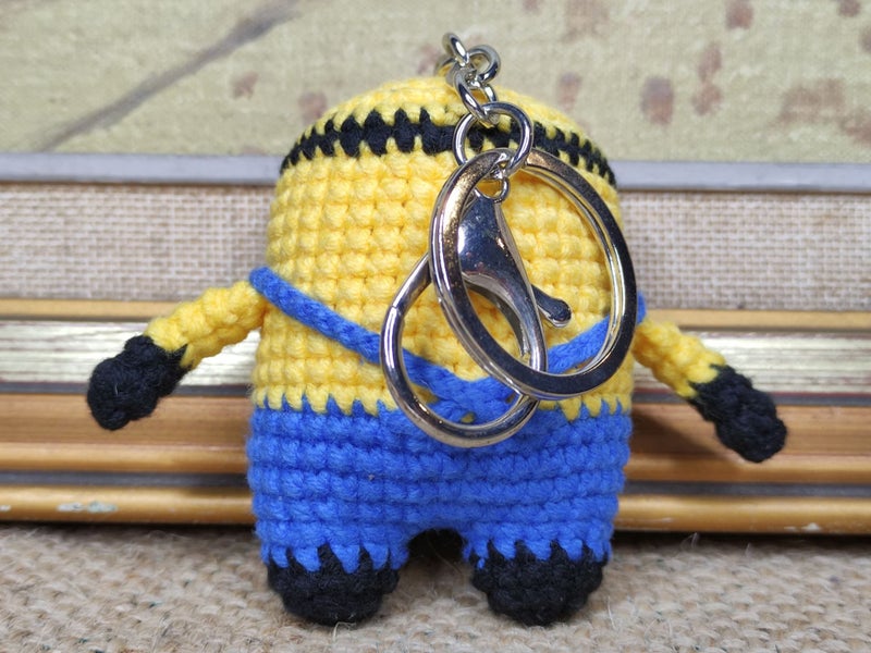 Adorable Crochet Minion Soft Toy & Key Ring Bag Tag Carousel 2