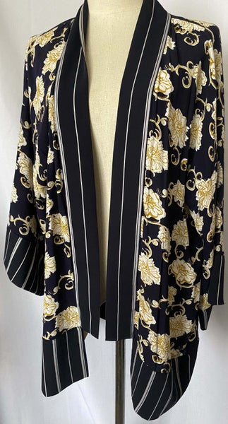 KIWI *REPERTOIRE* LAYERING PIECE – STATEMENT DUSTER JACKET (S/M) Carousel 2