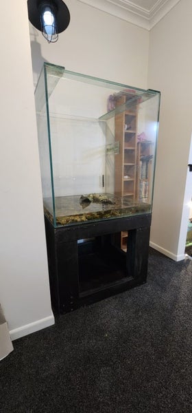 430l fish tank Carousel 1