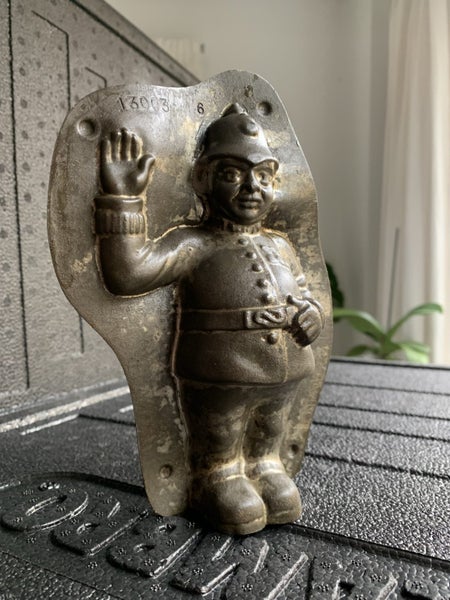 Super Rare Anton Reiche Bobby Policeman Metal Chocolate Mould pre-1940 Carousel 1