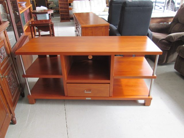 1728 MODERN SOLID TIMBER ENTERTAINMENT UNIT Carousel 1