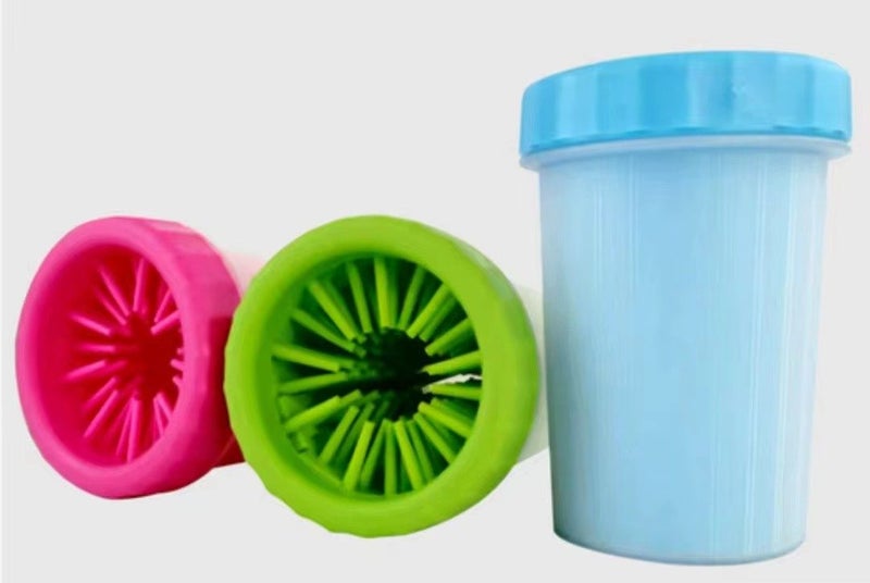 Paw Cleaners - Portable Dog Paw Cleaning Cup Carousel 1