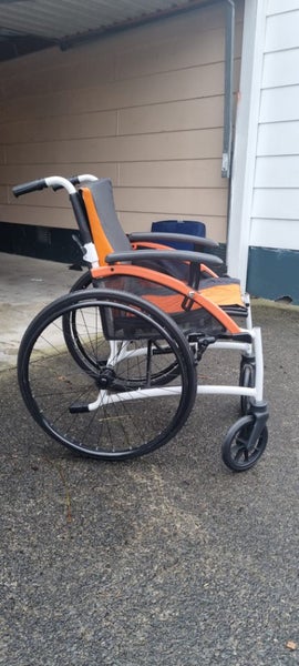 Xl Wheelchair Carousel 1