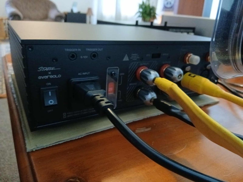 Eversolo F2 Amplifiers ( x2) Carousel 4